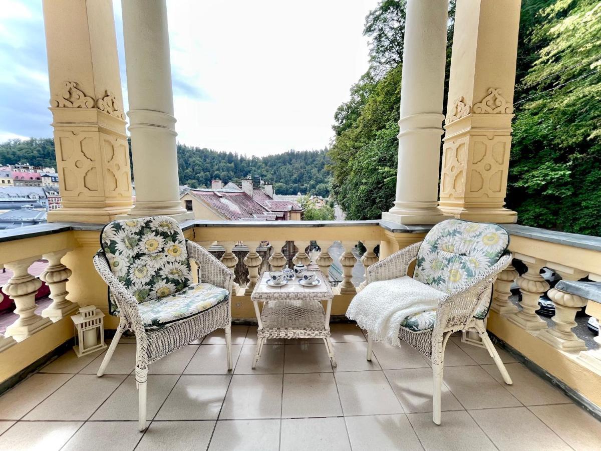 Bohemian City - Amazing View, Garage Karlovy Vary Extérieur photo