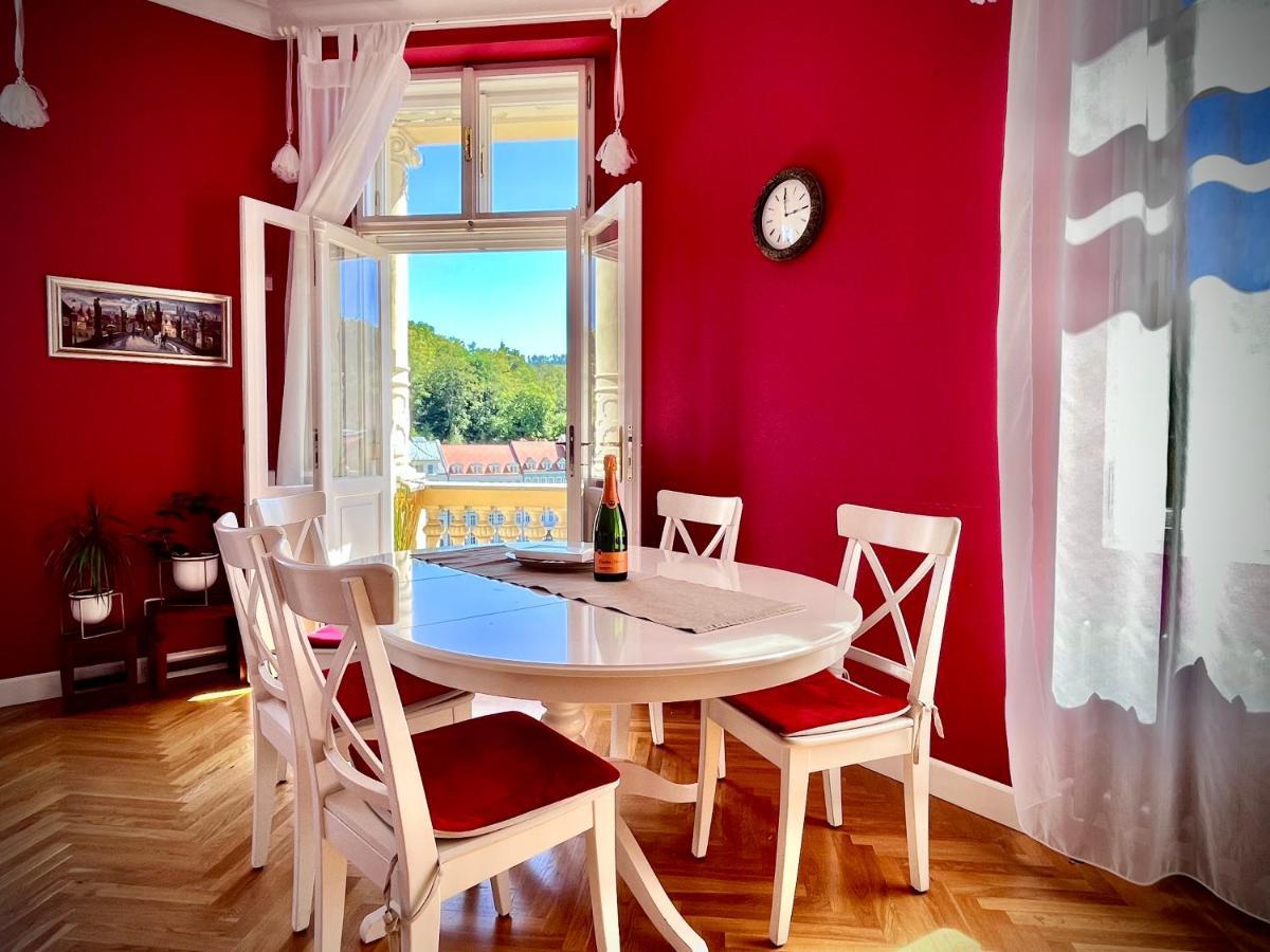 Bohemian City - Amazing View, Garage Karlovy Vary Extérieur photo