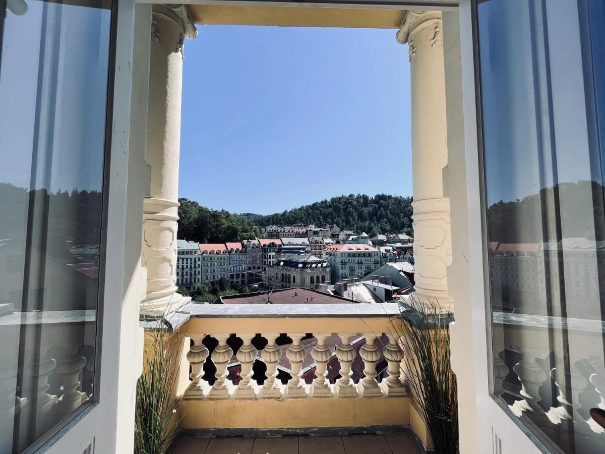 Bohemian City - Amazing View, Garage Karlovy Vary Extérieur photo